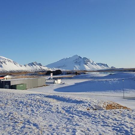 Hvita Husith, Kirkjubraut 48 Leilighet Höfn Eksteriør bilde